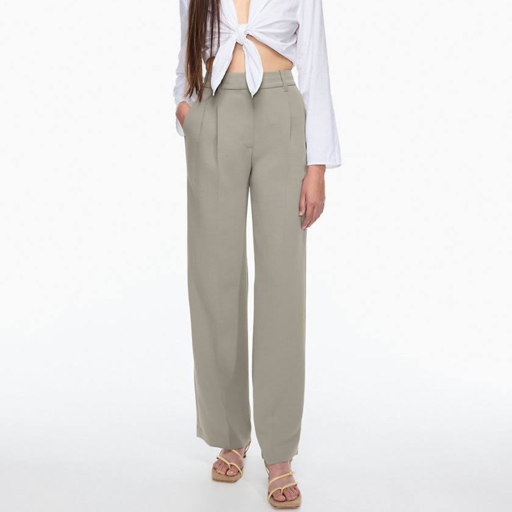 Aritzia Wilfred Effortless Pant in Basalt Grey, Size 6